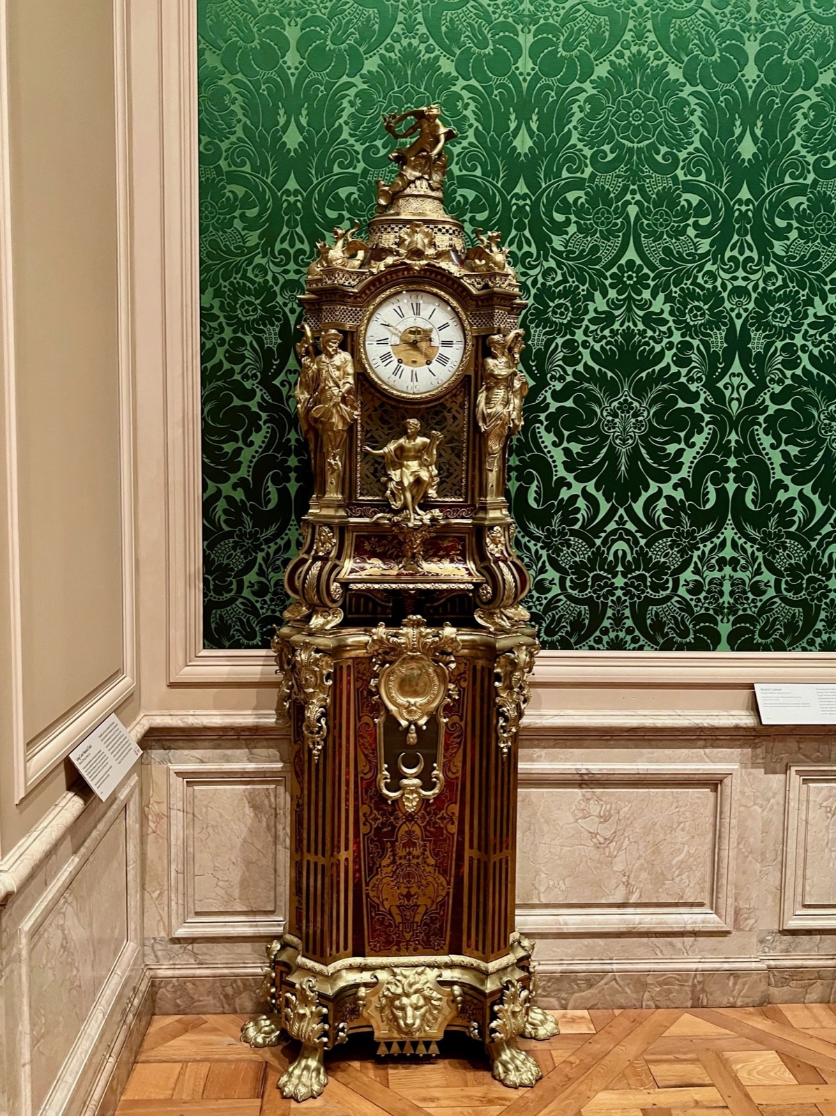Clock in Los Angeles, California, USA