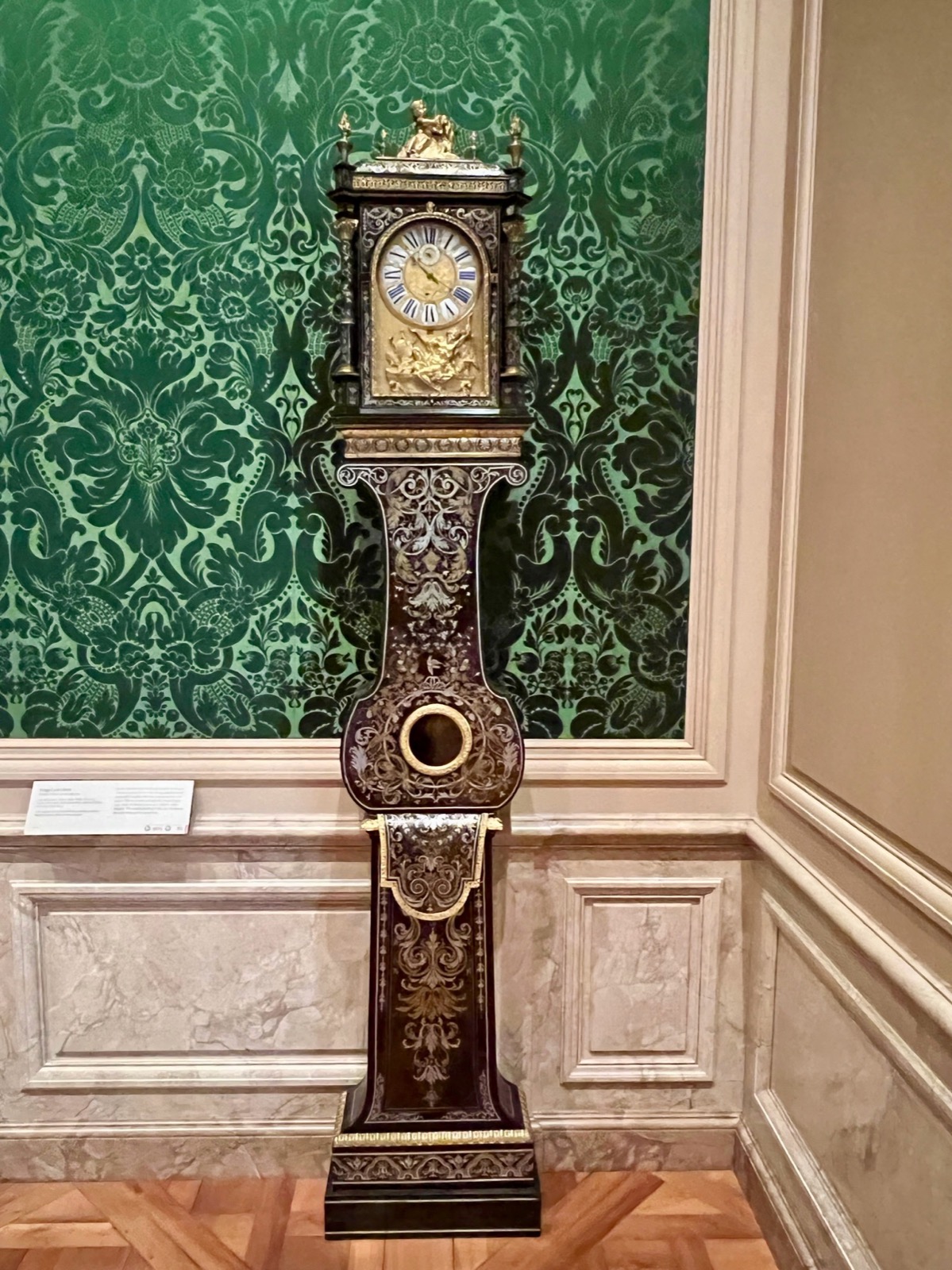 Clock in Los Angeles, California, USA