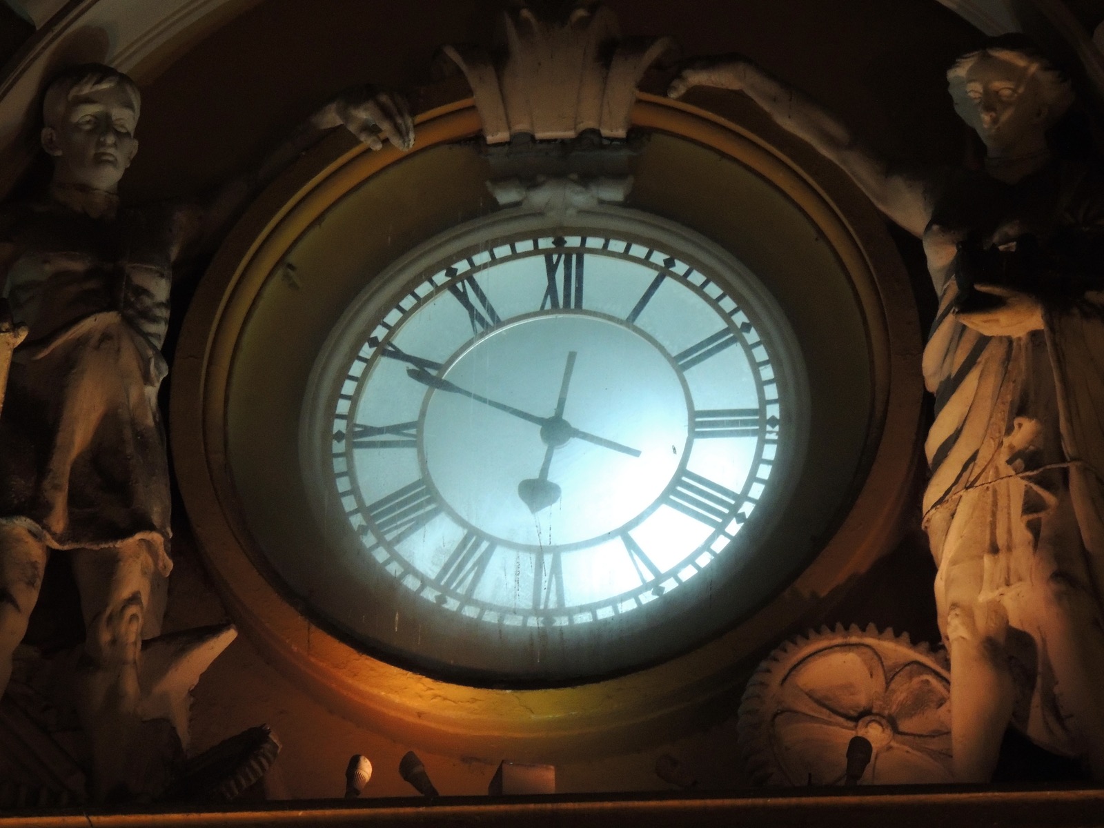 Clock in Lima, Peru