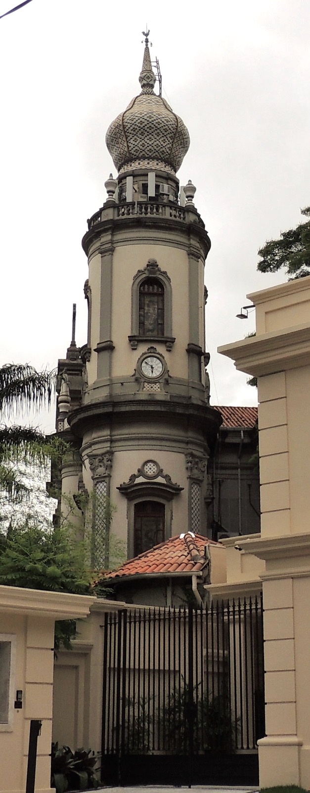 Clock in São Paulo, Brazil