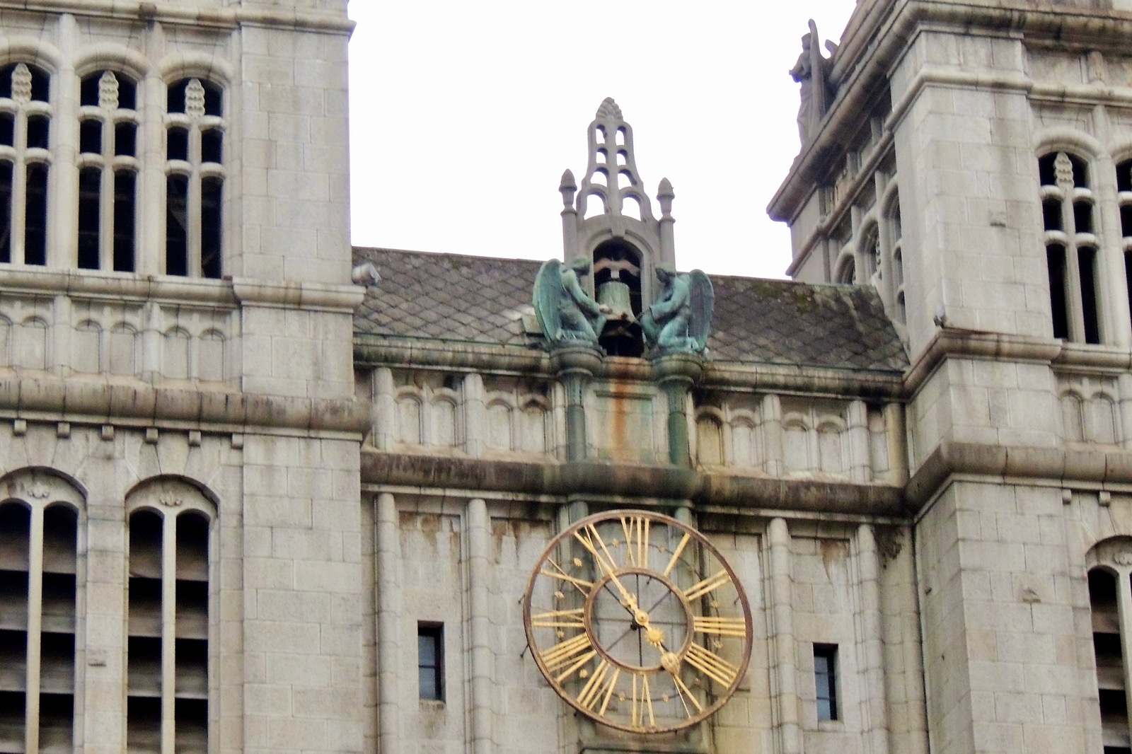 Clock in São Paulo, Brazil